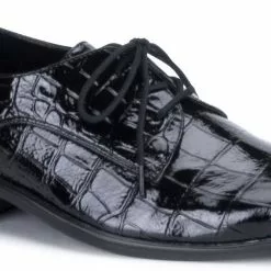Alligator Shoes Adult Black